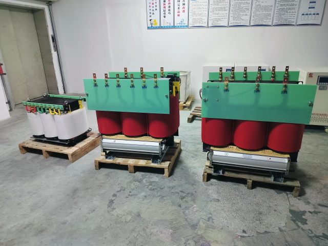 西藏KS11-1000KVA矿用变压器